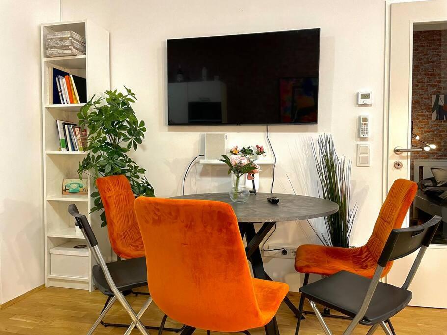 Premium Apartment With Terrace, A/C, Free Wifi And Netflix Вена Экстерьер фото