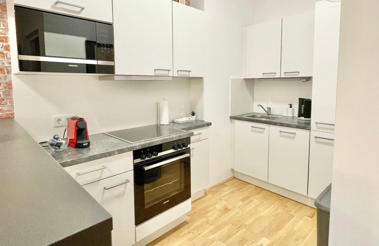 Premium Apartment With Terrace, A/C, Free Wifi And Netflix Вена Экстерьер фото